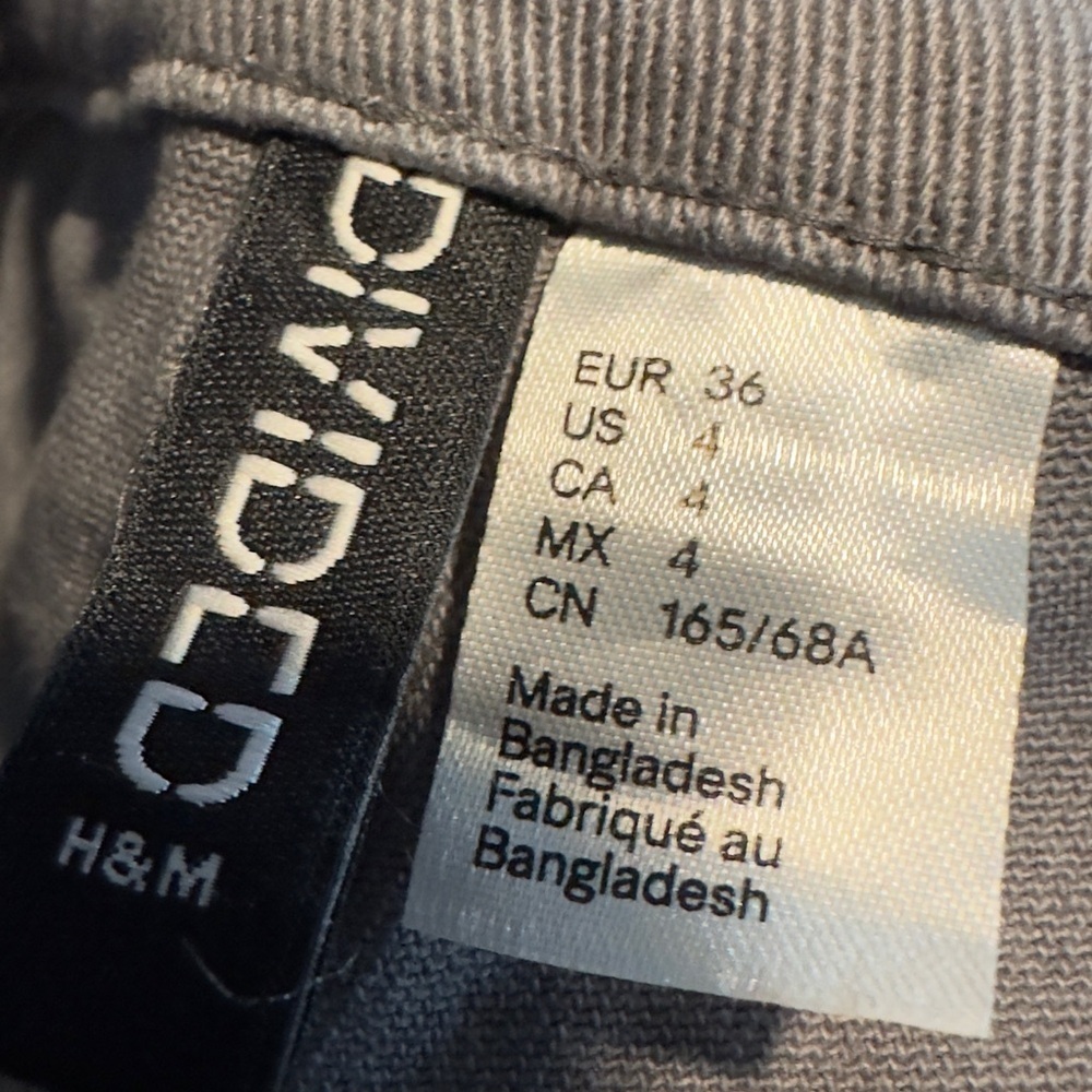 H&M Divided Women's Grey Flare Jeans - - Picture 6 of 6